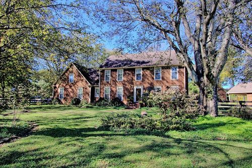 602 Edenburg Dr, Columbia, TN, 38401-5206 | Card Image