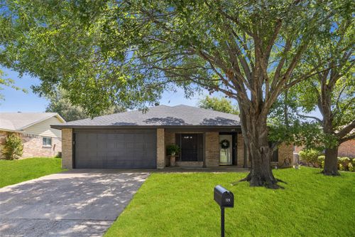 129 Grand Meadow Dr, Fort Worth, TX, 76108-3720 | Card Image