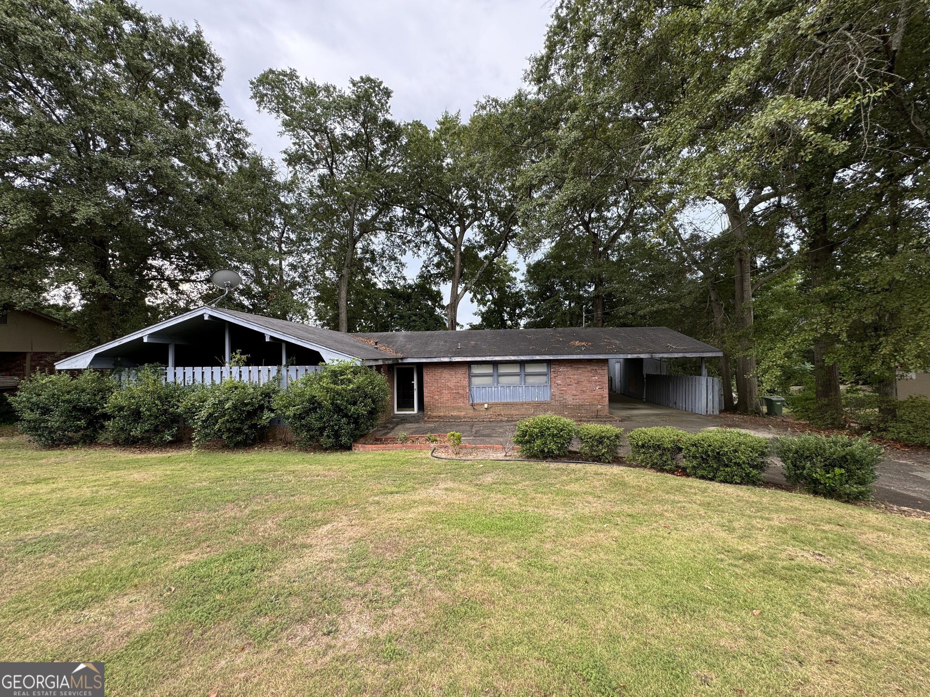 Alma St, Columbus, GA 31909