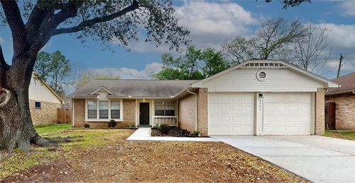 2331 Barrington Place Dr, Sugar Land, TX, 77478-1854 | Card Image