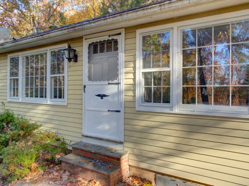 67 Mulberry Rd, Mansfield Center, CT, 06250-1120 | Card Image