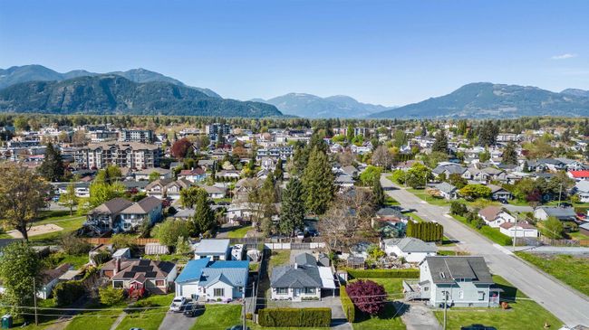 46073 Fourth Avenue, House other with 3 bedrooms, 2 bathrooms and 10 parking in Chilliwack BC | Image 32