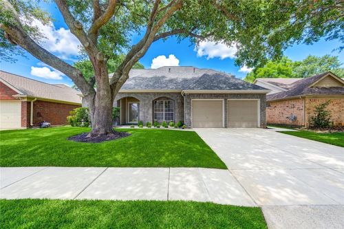4754 Wynnview Dr, Friendswood, TX, 77546-3156 | Card Image