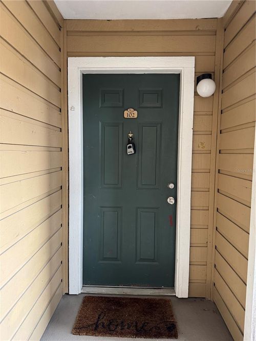 apt-102-4401 Thornbriar Ln, ORLANDO, FL, 32822-2271 | Card Image