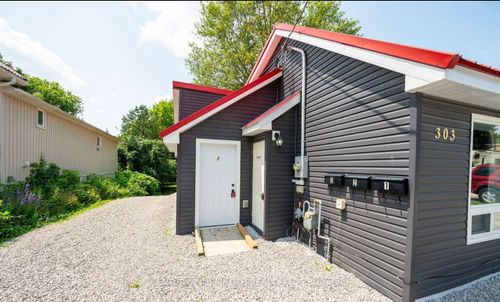 3-303 Moffat St, Orillia, ON, L3V4E9 | Card Image