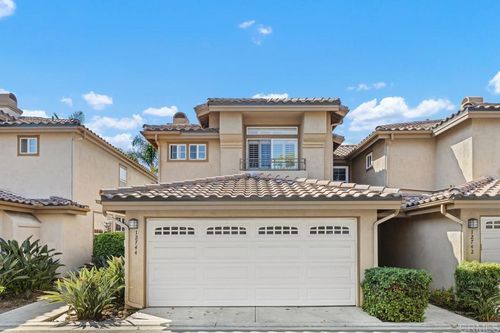 12744 Via Nieve, San Diego, CA, 92130-2158 | Card Image
