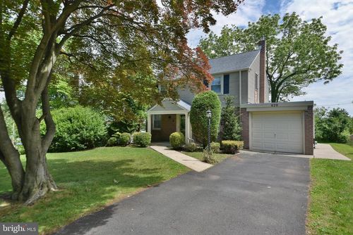 420 Forest Hills Ave, PHILADELPHIA, PA, 19116-1012 | Card Image