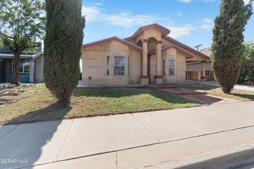 9732 La Morenita Cir, Socorro, TX, 79927-2537 | Card Image