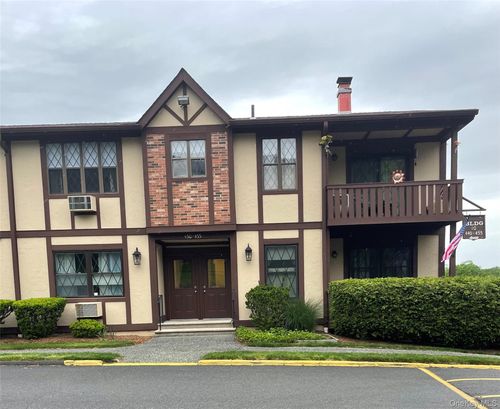 452 Sierra Vista Ln, Valley Cottage, NY, 10989-2708 | Card Image