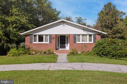 814 W Padonia Rd, COCKEYSVILLE, MD, 21030-1725 | Card Image