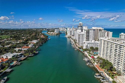 8a-5600 Collins Ave, Miami Beach, FL, 33140-2439 | Card Image