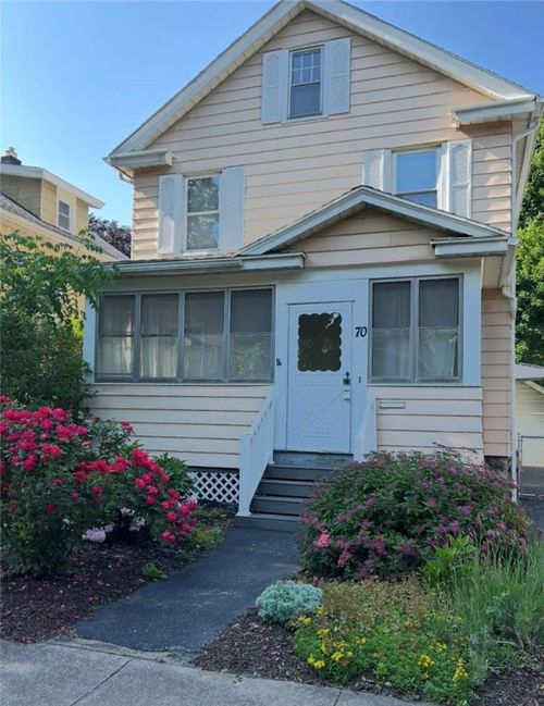 70 Brentwood St, Rochester, NY, 14610-1919 | Card Image