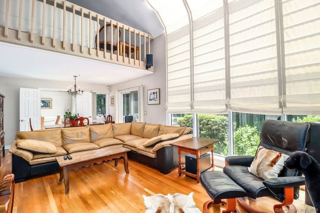 APT-2 - 230 New Canaan Ave, Condo with 3 bedrooms, 3 bathrooms and 3 parking in Norwalk CT | Image 9