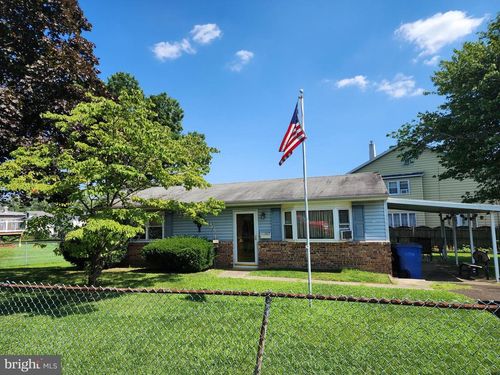 2209 Dungan Ave, BENSALEM, PA, 19020-5711 | Card Image