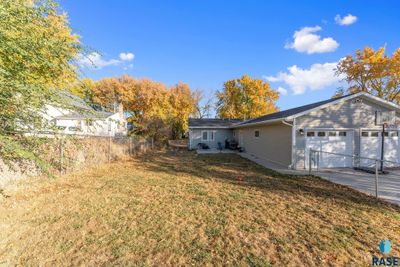 105 5th St, House other with 4 bedrooms, 1 bathrooms and null parking in Dell Rapids SD | Image 3