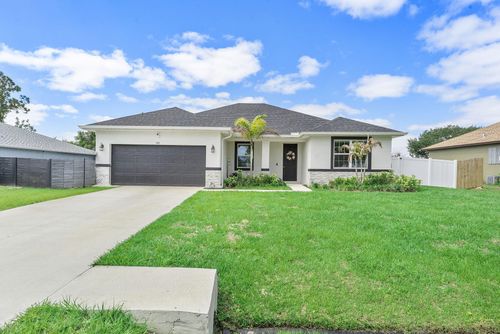532 Sw Sansom Ln, Port St. Lucie, FL, 34953-2992 | Card Image