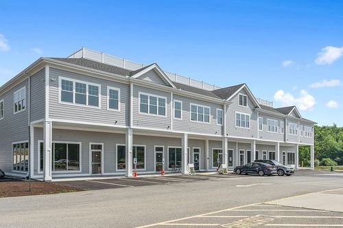 207-1 Wall St, Windham, NH, 03087-1688 | Card Image