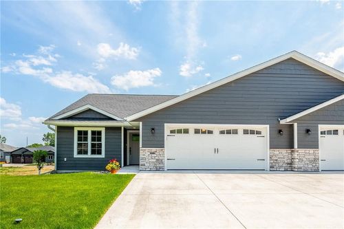 2837 Patrick John Dr, Eau Claire, WI, 54703-4638 | Card Image