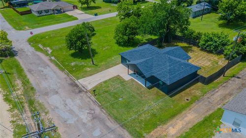 107 S Lexington St, Holland, TX, 76534-4161 | Card Image