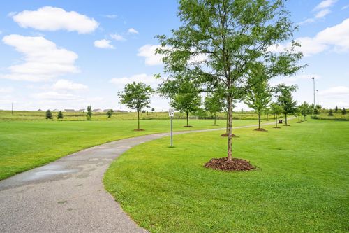 1535 138th St E, Rosemount, MN, 55068-2175 | Card Image