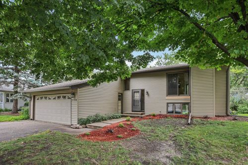 3158 Quarry Ct, Eagan, MN, 55121-2112 | Card Image