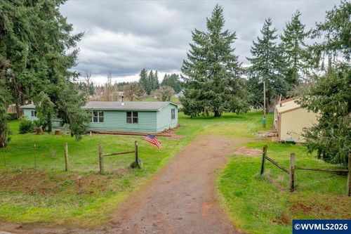 5781 Village View Ct Se, Aumsville, OR, 97325-9566 | Card Image