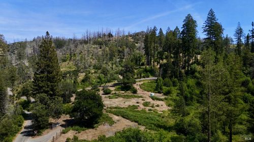 5784 St Helena Rd, Santa Rosa, CA, 95404 | Card Image