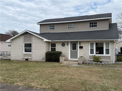 2711 Magnolia St, Portsmouth, VA, 23704-6030 | Card Image