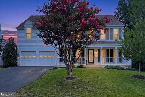 9434 Flowerden Ln, MANASSAS, VA, 20110-6637 | Card Image