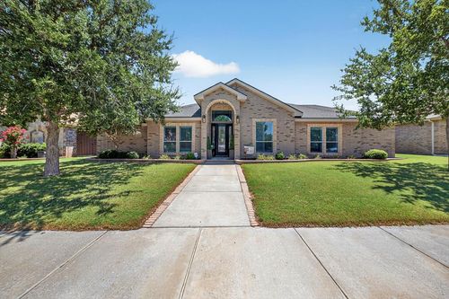 5203 Oak Valley Dr, Midland, TX, 79707-3224 | Card Image