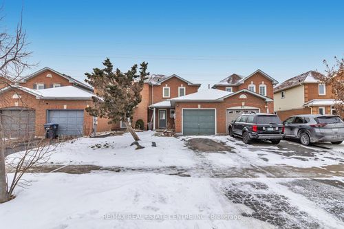 97 Meadowlark Dr, Brampton, ON, L6Y4V6 | Card Image