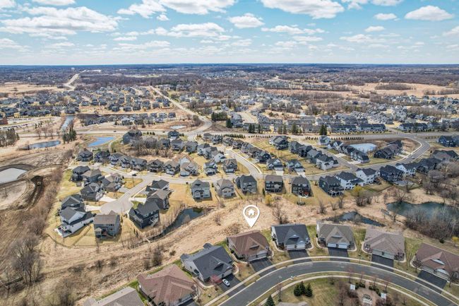 18189 62 Nd Ave N, Townhouse with 3 bedrooms, 3 bathrooms and null parking in Maple Grove MN | Image 42