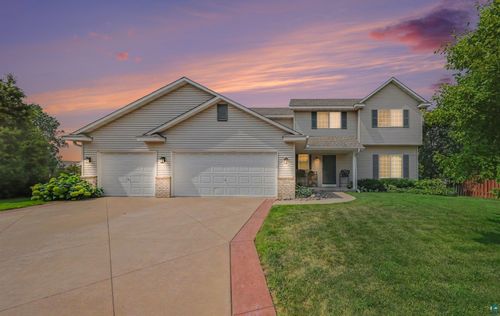 12320 Windsor Ct, Burnsville, MN, 55337-7556 | Card Image