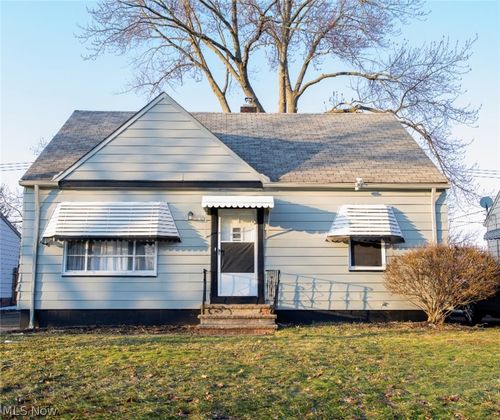 12307 Shady Oak Blvd, Garfield Heights, OH, 44125-3840 | Card Image