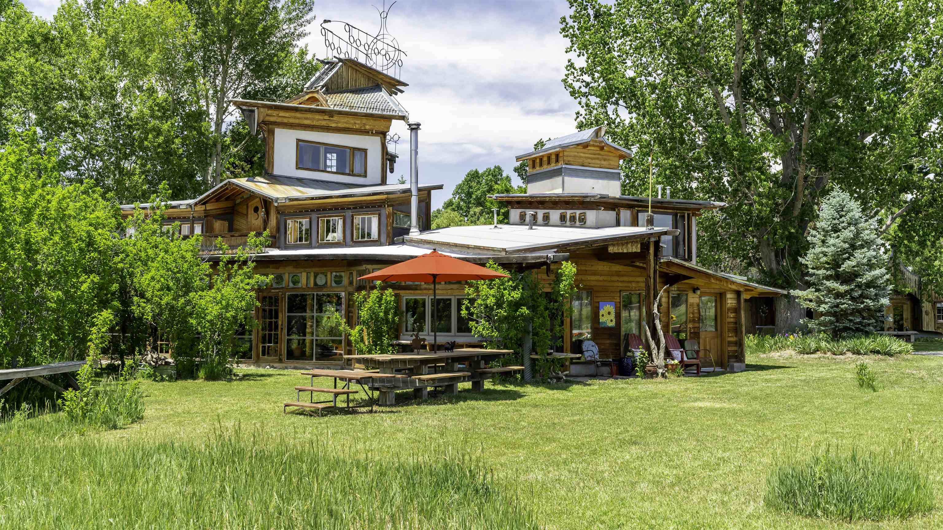 Boyer Ln, Taos, NM 87571