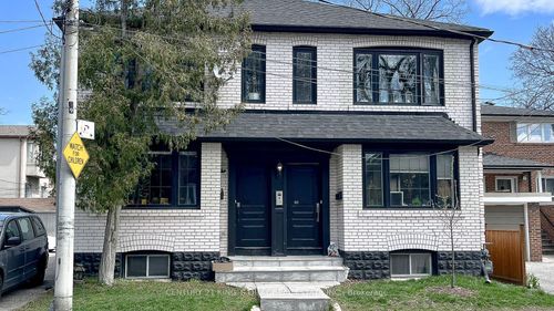 301 Cleveland St, Home with 9 bedrooms, 5 bathrooms and 1 parking in Toronto ON | Card Image