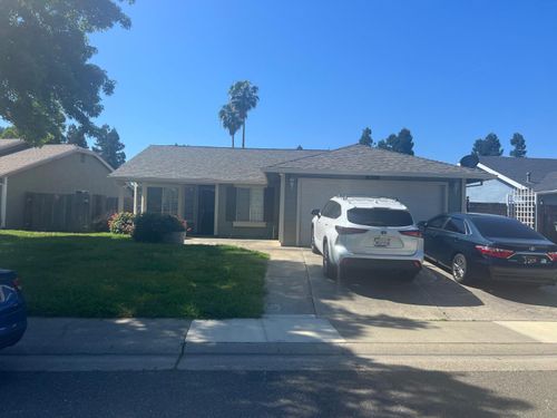 8238 Visalia Way, Sacramento, CA, 95828 | Card Image