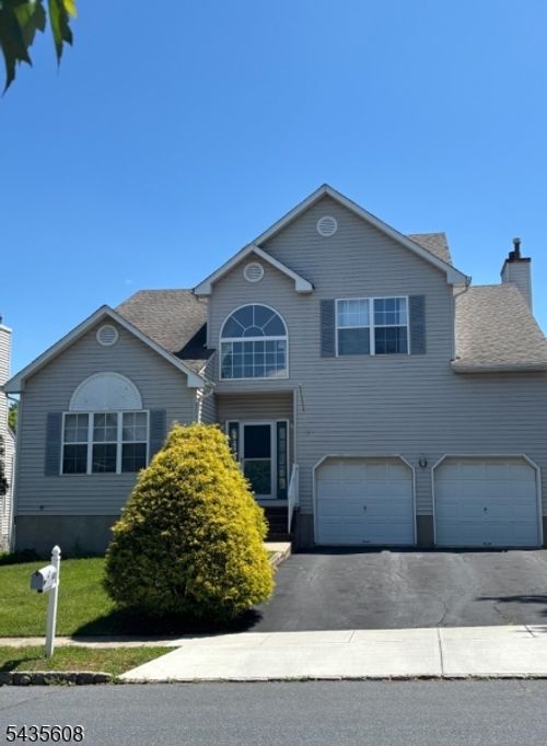 12 Colmart Way, Bridgewater, NJ, 08807-5596 | Card Image