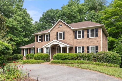 4820 Bent Ridge Ln, Clemmons, NC, 27012-9416 | Card Image