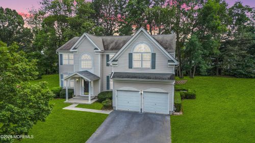 22 Pecan Valley Dr, Marlboro, NJ, 07746-2136 | Card Image