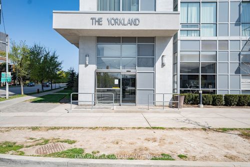 2707-275 Yorkland Rd, North York, ON, M2J0B4 | Card Image