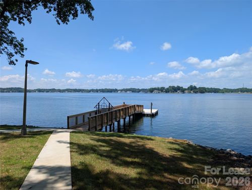 350 Northwest Dr, Davidson, NC, 28036-8907 | Card Image