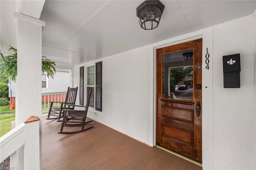 1004 Albert St, Winston-Salem, NC, 27101-5004 | Card Image