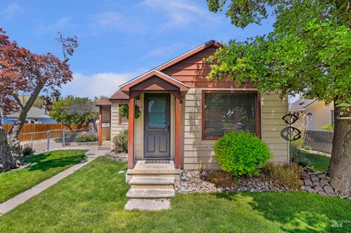 433 Gardner Ave, Twin Falls, ID, 83301-7716 | Card Image
