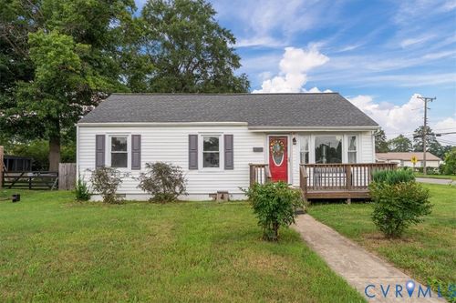 32 E Gray St, Sandston, VA, 23150-2021 | Card Image