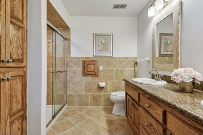5929 Oxford St N, House other with 4 bedrooms, 4 bathrooms and null parking in Shoreview MN | Image 27
