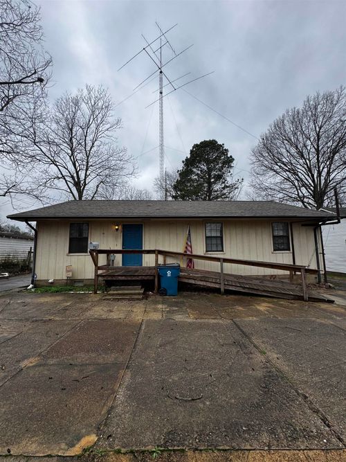 713 S Tipton St, Covington, TN, 38019 | Card Image