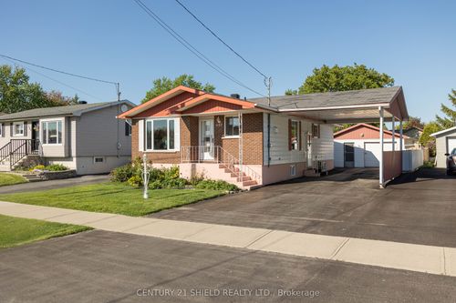 1107 Grand Ave, Cornwall, ON, K6H4T6 | Card Image
