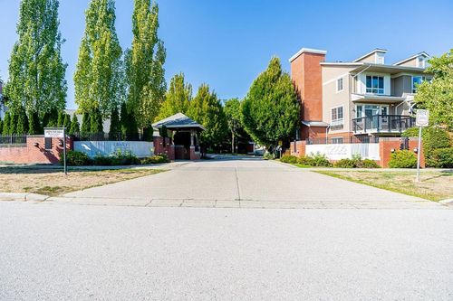 18-19505 68a Ave, Surrey, BC, V4N6K3 | Card Image