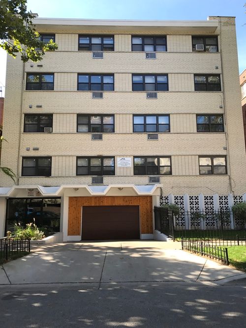 204-5940 N Kenmore Ave, Chicago, IL, 60660-3613 | Card Image